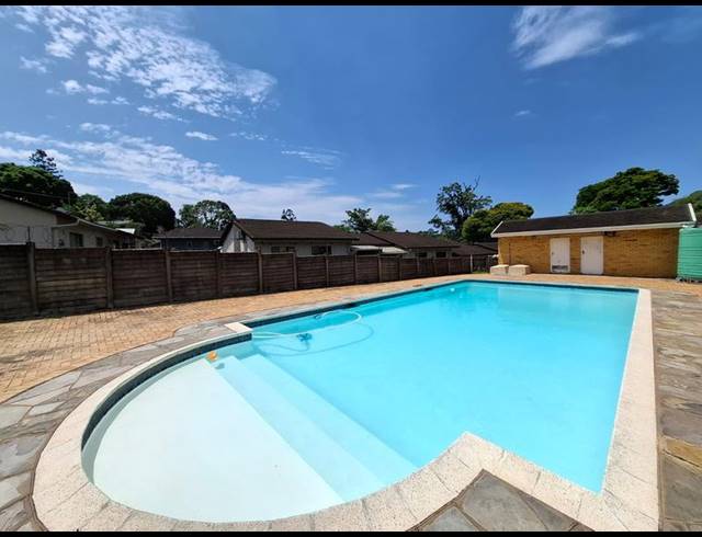 3 BEDROOM TOWNHOUSE FOR SALE IN ESCOMBE